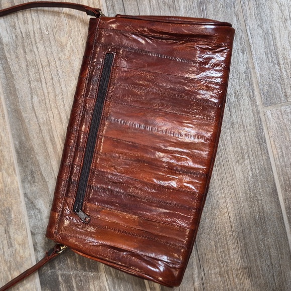 Eel Skin Leather Pleated Shoulder Bag Clutch, Korea - Picture 2 of 13